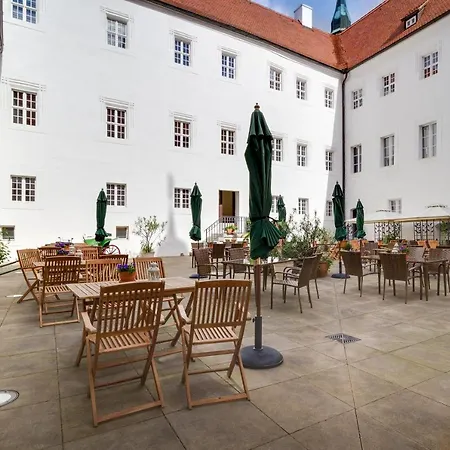 Hotel Fuerstlich 4*